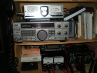 ACL_Piccola Stazione Radio VHF - UHF - HF IW5ACL..JPG