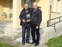 IW9DOP Nino Cisar Ragusa e IW5ACL Marcello davanti alla Sezione ARI di Pontedera 2014.JPG